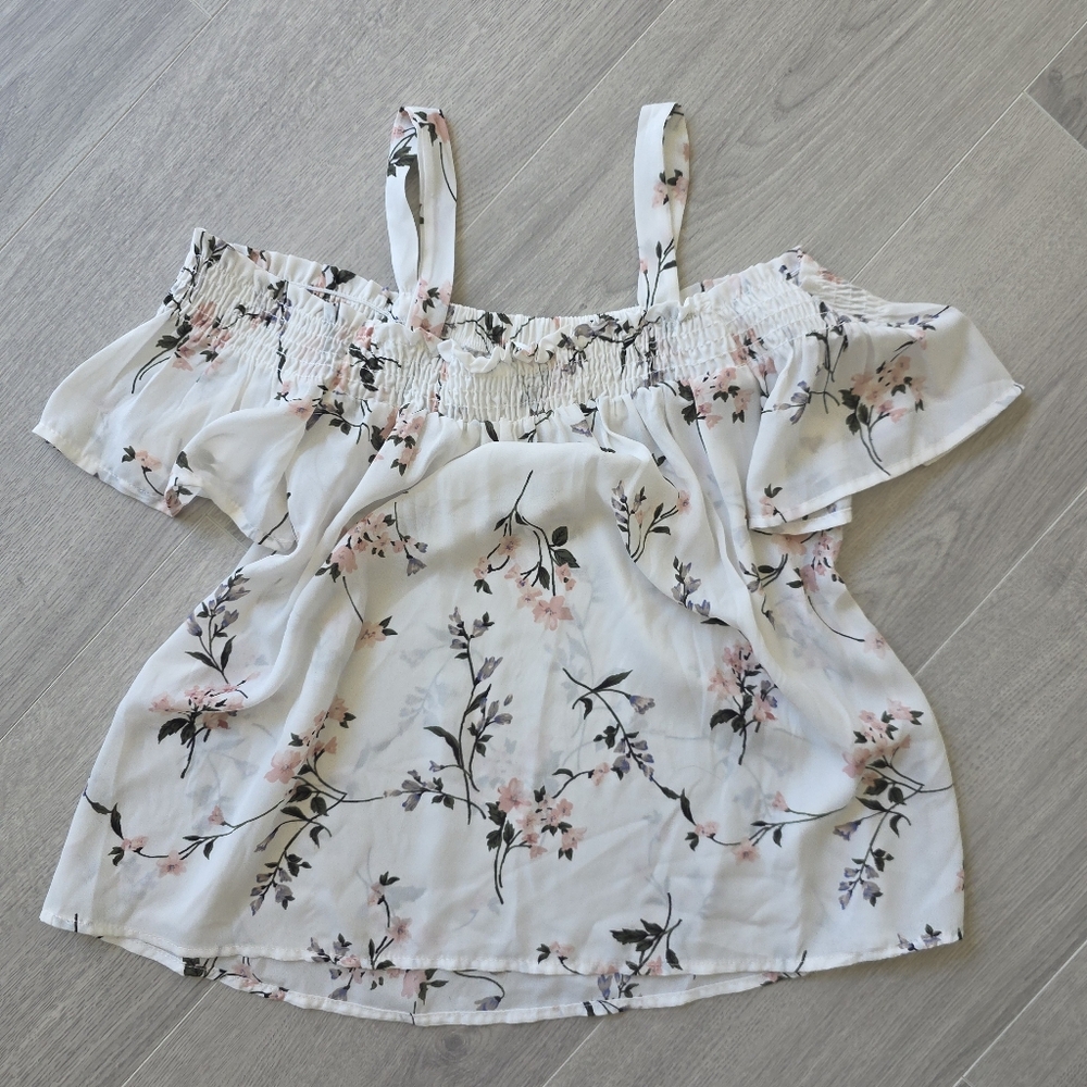 Chic Floral Top